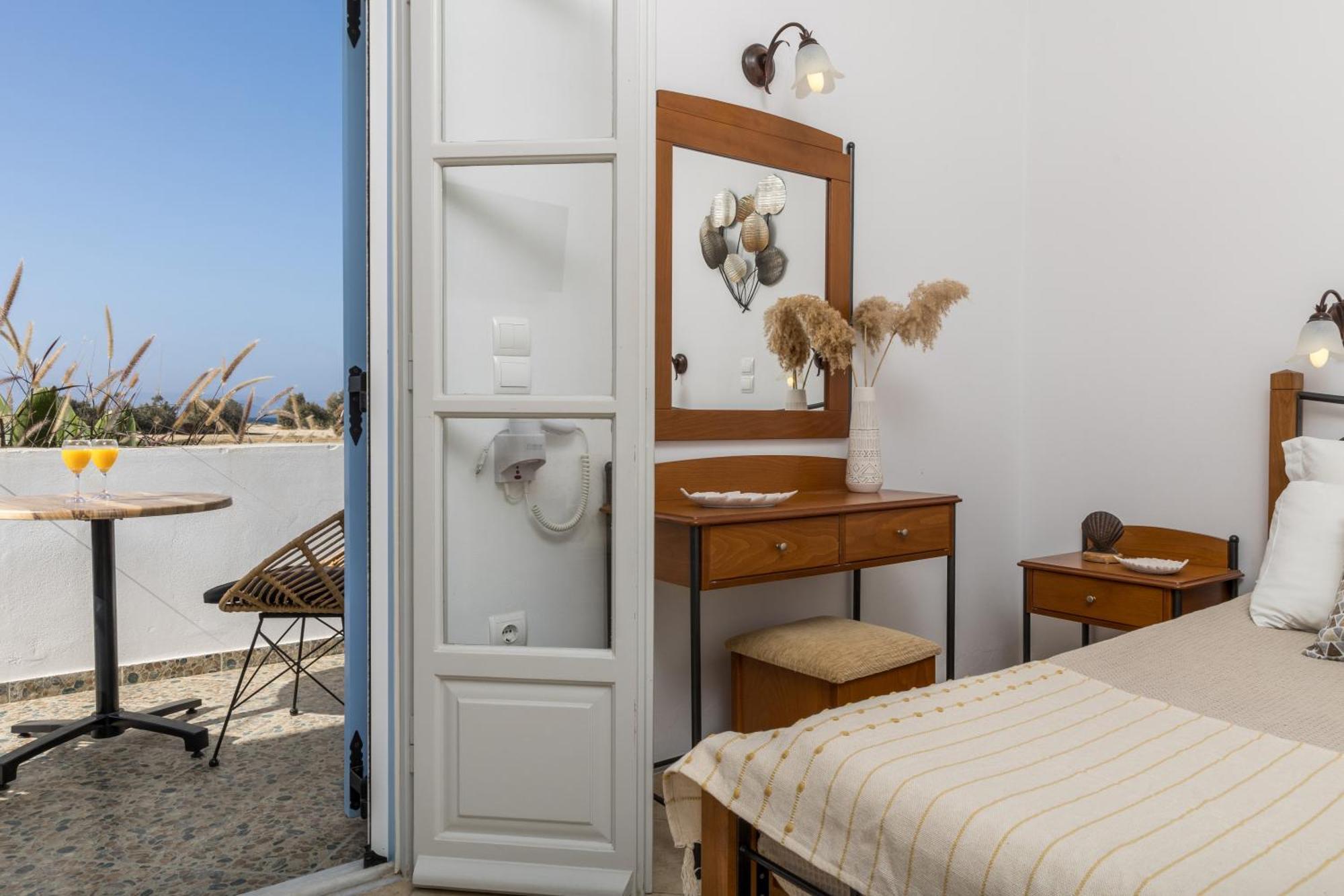 Marine Dream Apartment Plaka  Exterior photo